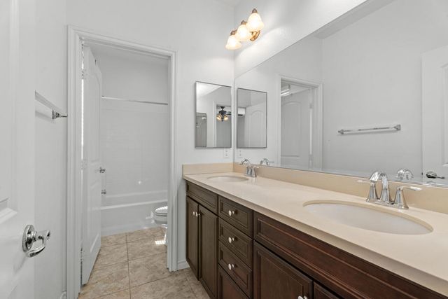 585 Via De La Paz, Palm Desert, CA 92211