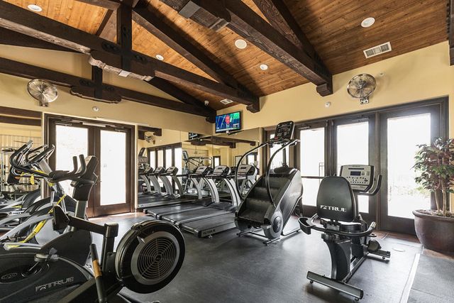 585 Via De La Paz, Palm Desert, CA 92211