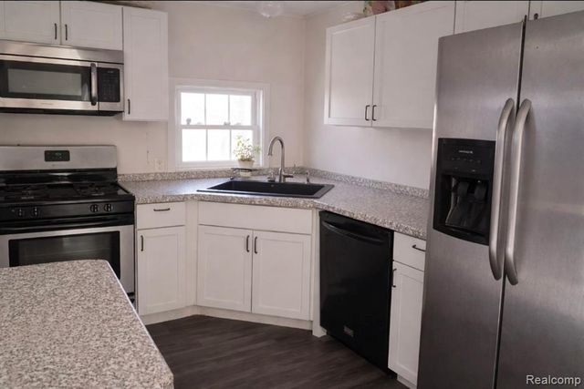 1674 Sunburst Street, Grawn, MI 49637