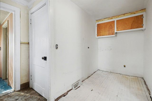 2206 Clarence Drive, Portage, MI 49002