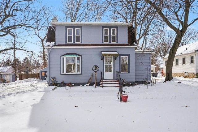 2206 Clarence Drive, Portage, MI 49002