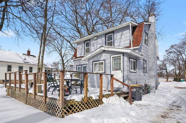 2206 Clarence Drive, Portage, MI 49002