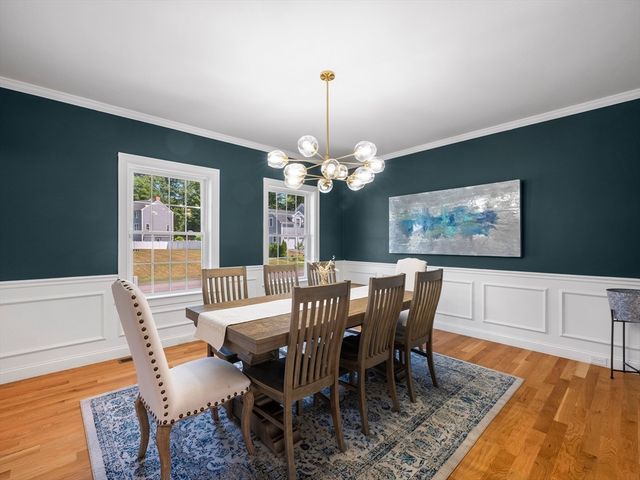 6 Genevieve Ln, Acton, MA 01720