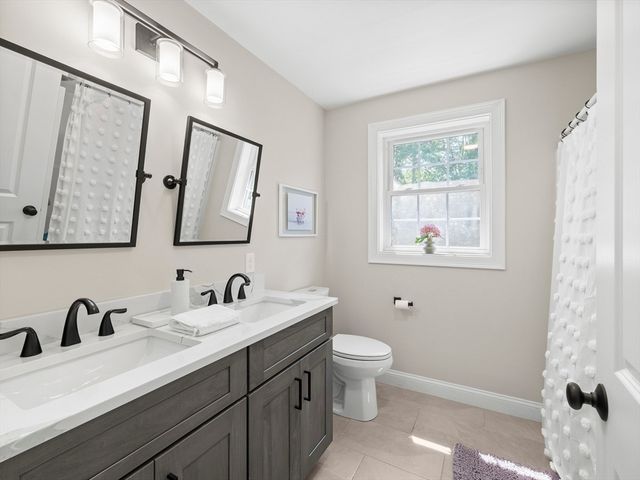 6 Genevieve Ln, Acton, MA 01720