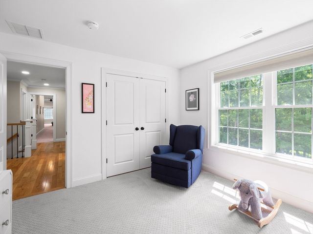 6 Genevieve Ln, Acton, MA 01720