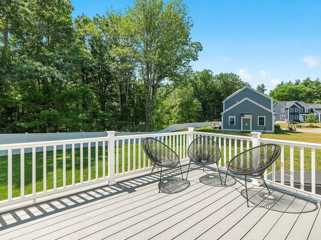 6 Genevieve Ln, Acton, MA 01720