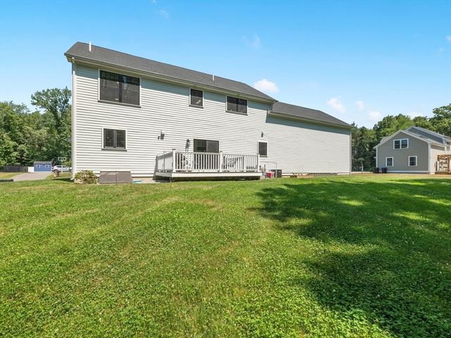 6 Genevieve Ln, Acton, MA 01720