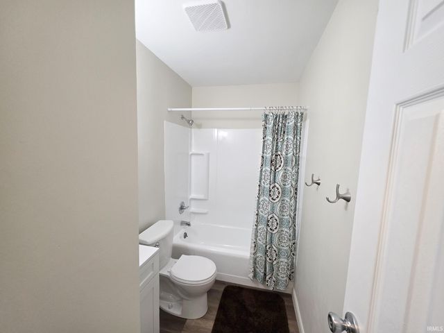206 Homewood Avenue, Elkhart, IN 46516