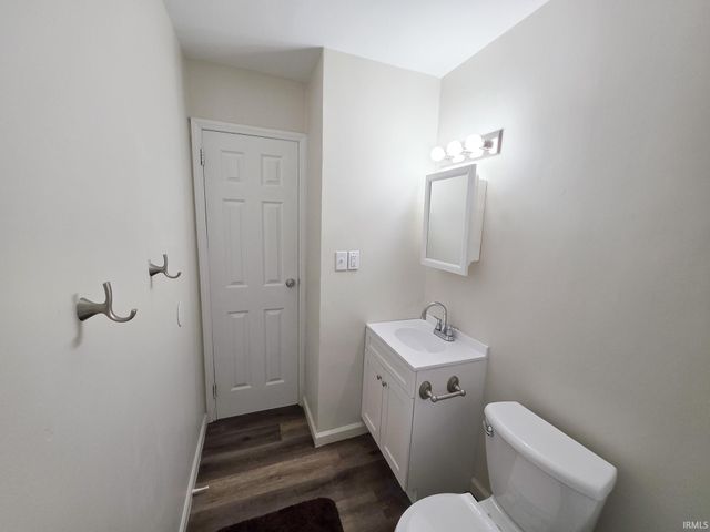 206 Homewood Avenue, Elkhart, IN 46516