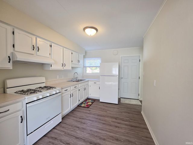 206 Homewood Avenue, Elkhart, IN 46516