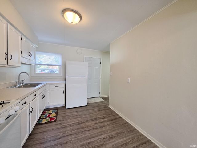 206 Homewood Avenue, Elkhart, IN 46516