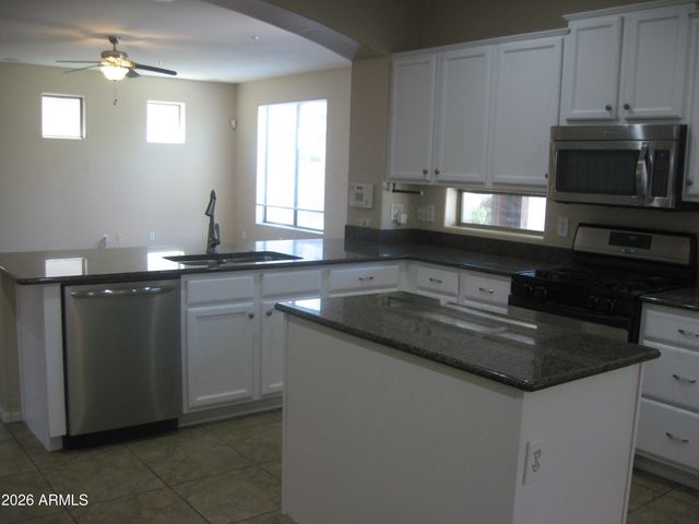 12616 W BLACKSTONE Lane, Peoria, AZ 85383