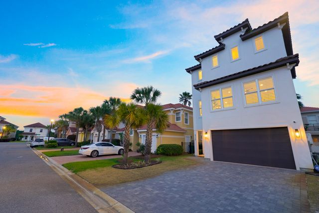 4736 Amhurst Circle, Destin, FL 32541