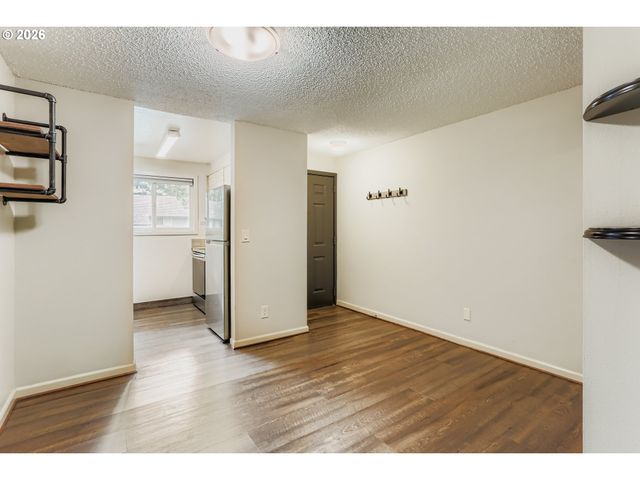 5160 Sw 180TH Ave, Beaverton, OR 97078