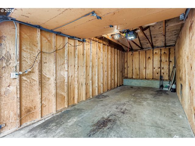 5160 Sw 180TH Ave, Beaverton, OR 97078