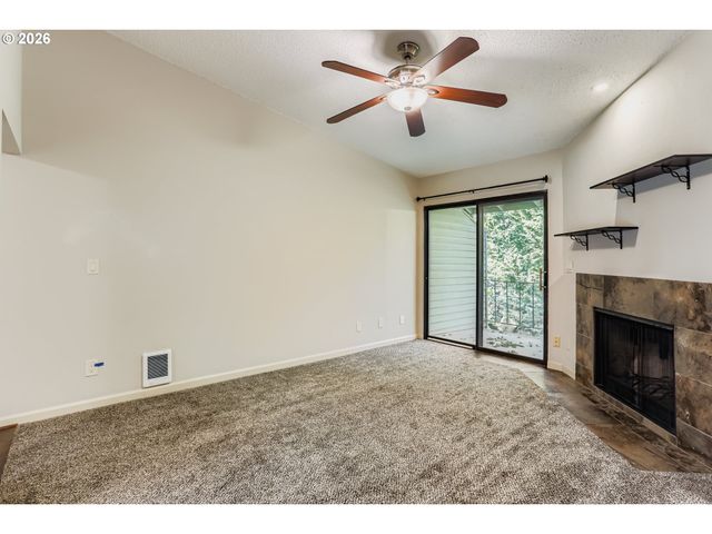 5160 Sw 180TH Ave, Beaverton, OR 97078