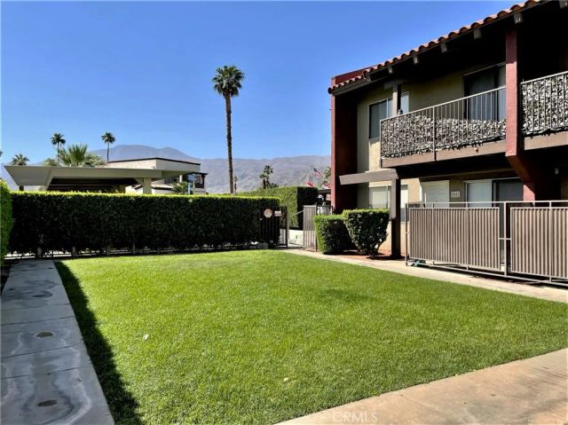 51080 Eisenhower 21, La Quinta, CA 92253