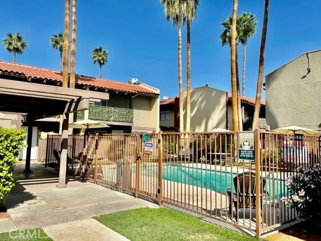51080 Eisenhower 21, La Quinta, CA 92253