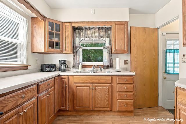 716 Kirkwood Avenue, Winthrop Harbor, IL 60096