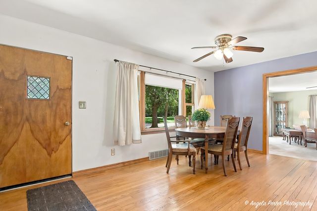 716 Kirkwood Avenue, Winthrop Harbor, IL 60096