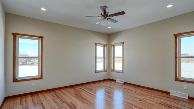 516 Church Street, Fall River, WI 53932