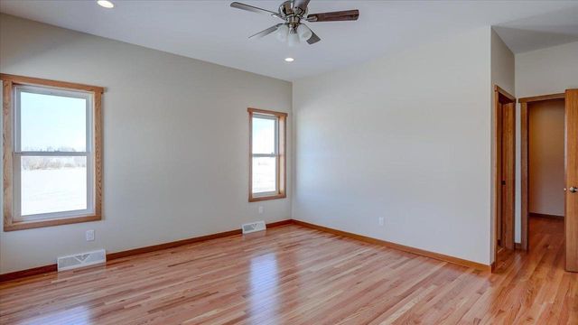 516 Church Street, Fall River, WI 53932