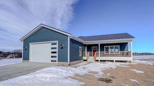 516 Church Street, Fall River, WI 53932