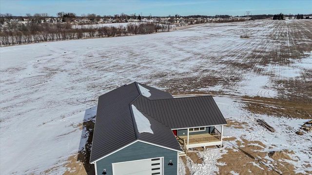 516 Church Street, Fall River, WI 53932