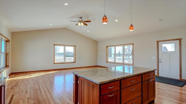 516 Church Street, Fall River, WI 53932