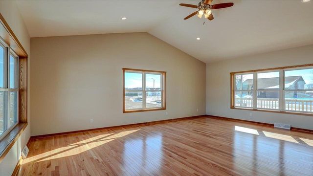 516 Church Street, Fall River, WI 53932