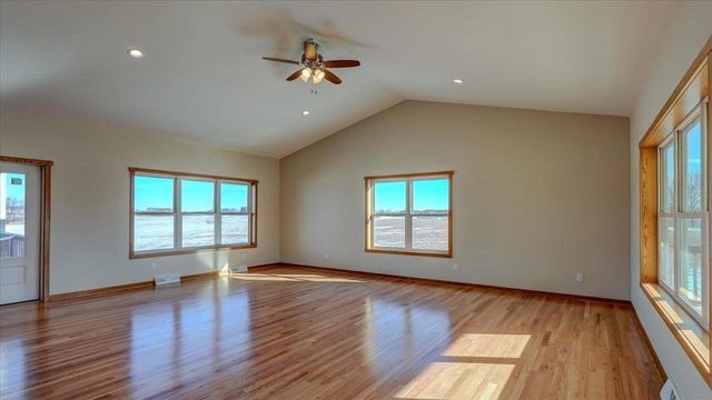 516 Church Street, Fall River, WI 53932