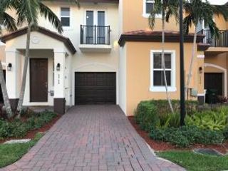 6960 Long Pine Circle, Coconut Creek, FL 33073