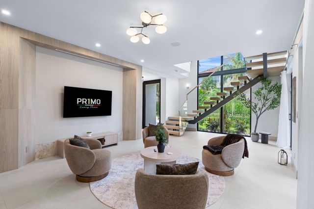 3099 Banyan Road B, Boca Raton, FL 33432