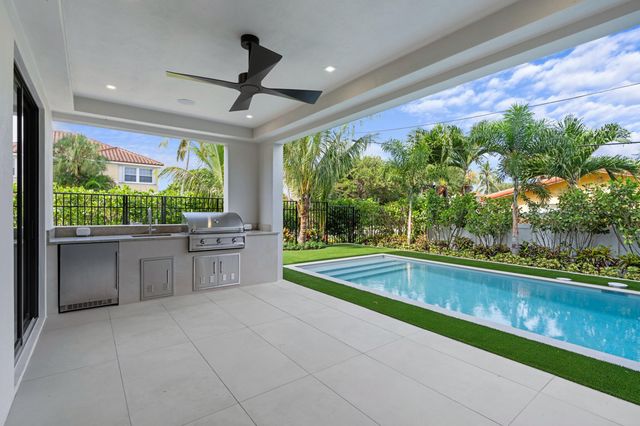 3099 Banyan Road B, Boca Raton, FL 33432