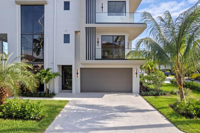 3099 Banyan Road B, Boca Raton, FL 33432