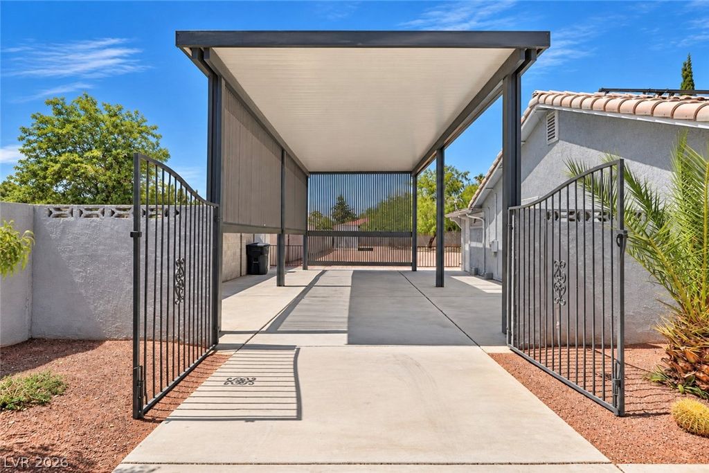 4945 North Valadez Street, Las Vegas, NV 89149 — photo 5