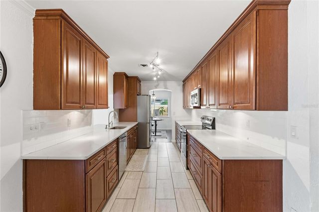 1540 WALNUT STREET, Clearwater, FL 33755