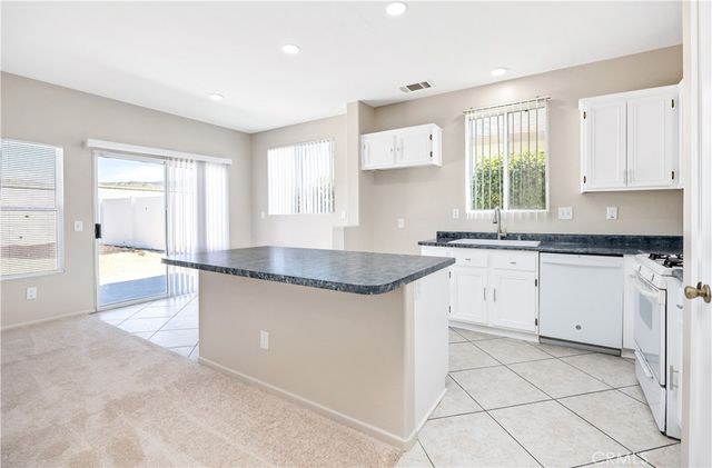 43850 Tiber, Hemet, CA 92544