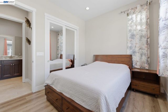 37515 Sea Bank Street, Newark, CA 94560
