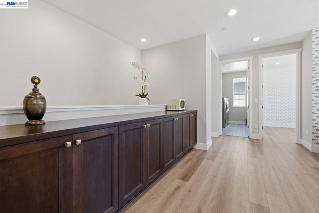37515 Sea Bank Street, Newark, CA 94560