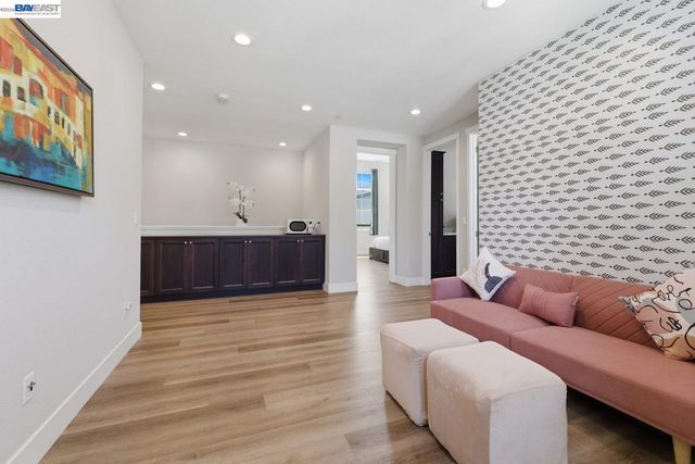 37515 Sea Bank Street, Newark, CA 94560