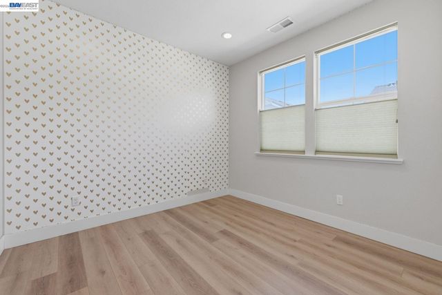 37515 Sea Bank Street, Newark, CA 94560