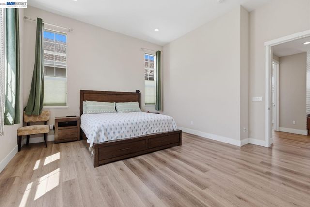 37515 Sea Bank Street, Newark, CA 94560