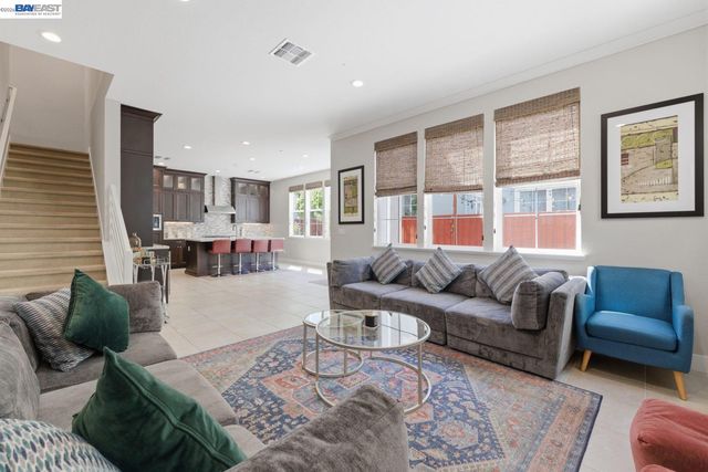 37515 Sea Bank Street, Newark, CA 94560