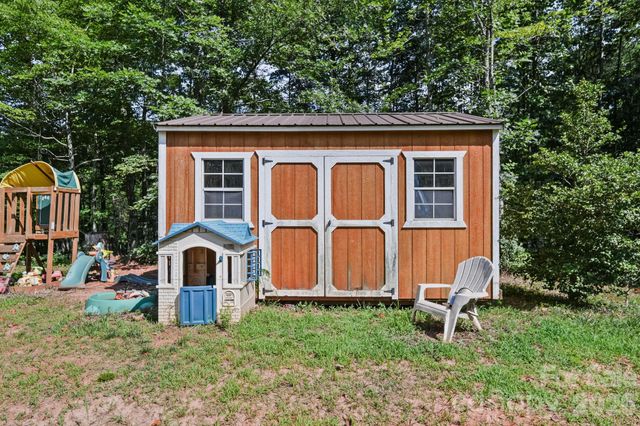 6643 Wards Gap Road, Casar, NC 28020