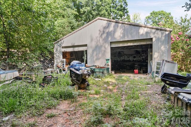 6643 Wards Gap Road, Casar, NC 28020