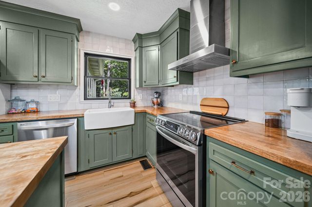 6643 Wards Gap Road, Casar, NC 28020