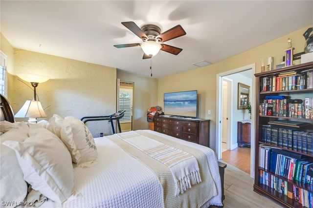 20 Maui CIR 20, Naples, FL 34112