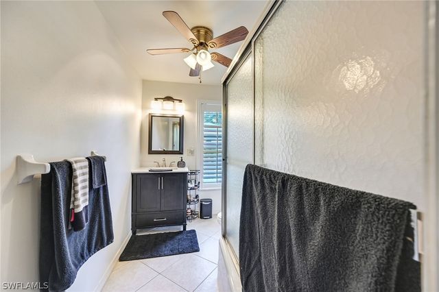 20 Maui CIR 20, Naples, FL 34112
