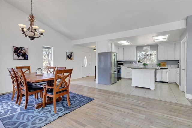 18744 Joseph Dr, Grass Valley, CA 95949